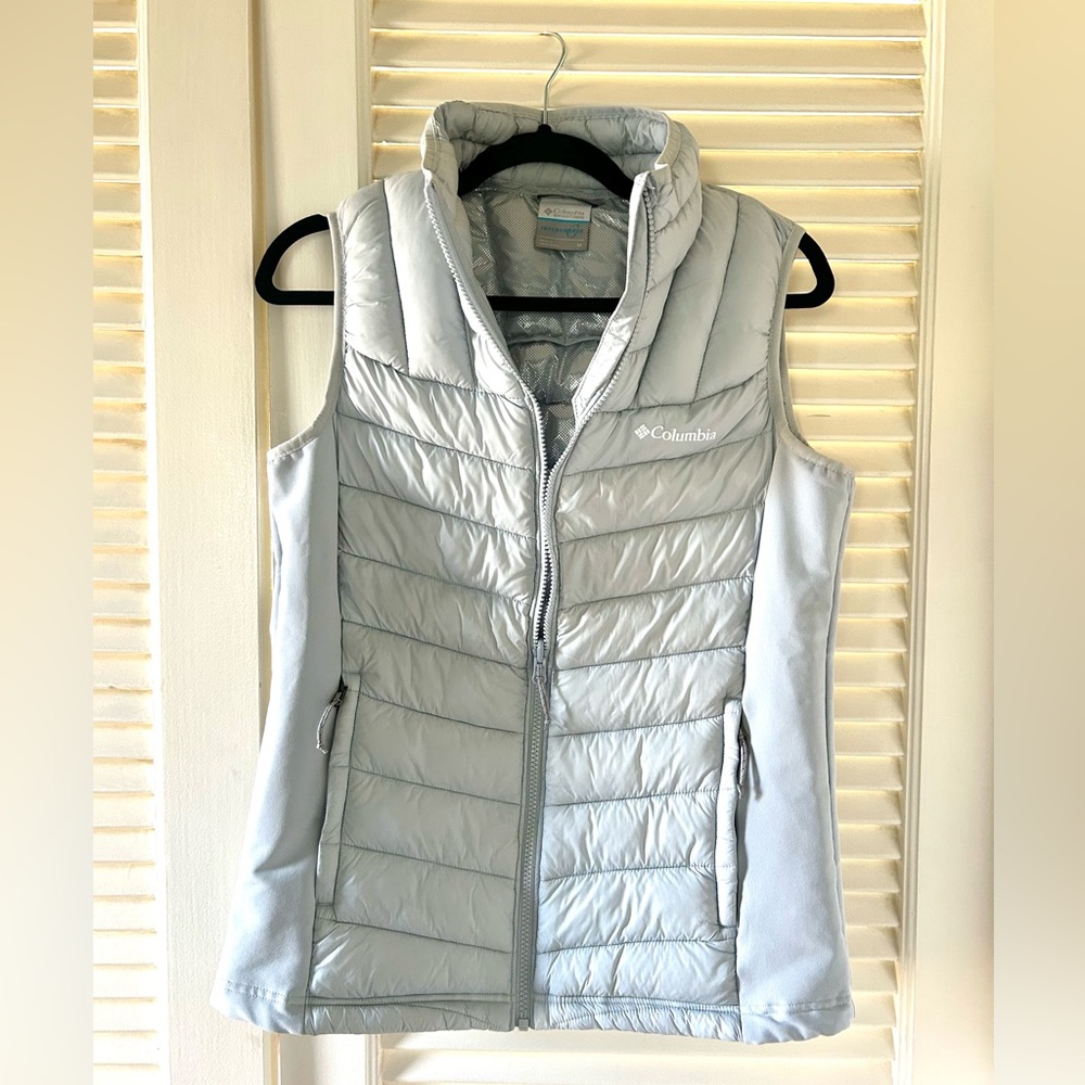 Columbia Puffer Vest